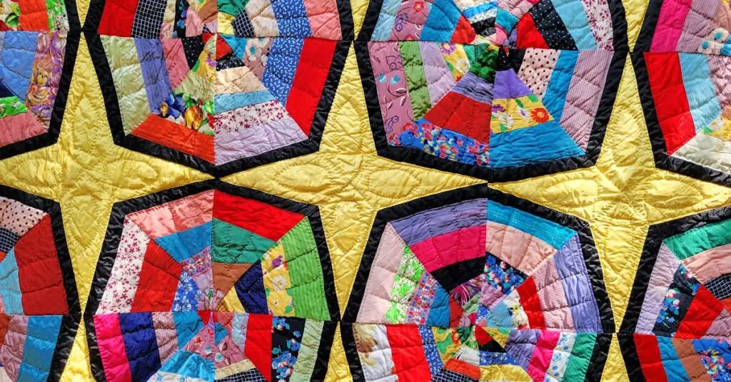 Octagonal Spiderweb Quilt